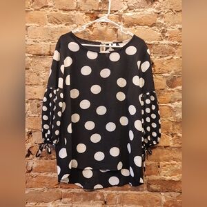 Polka Dot Black & White Balloon Sleeve Blouse
